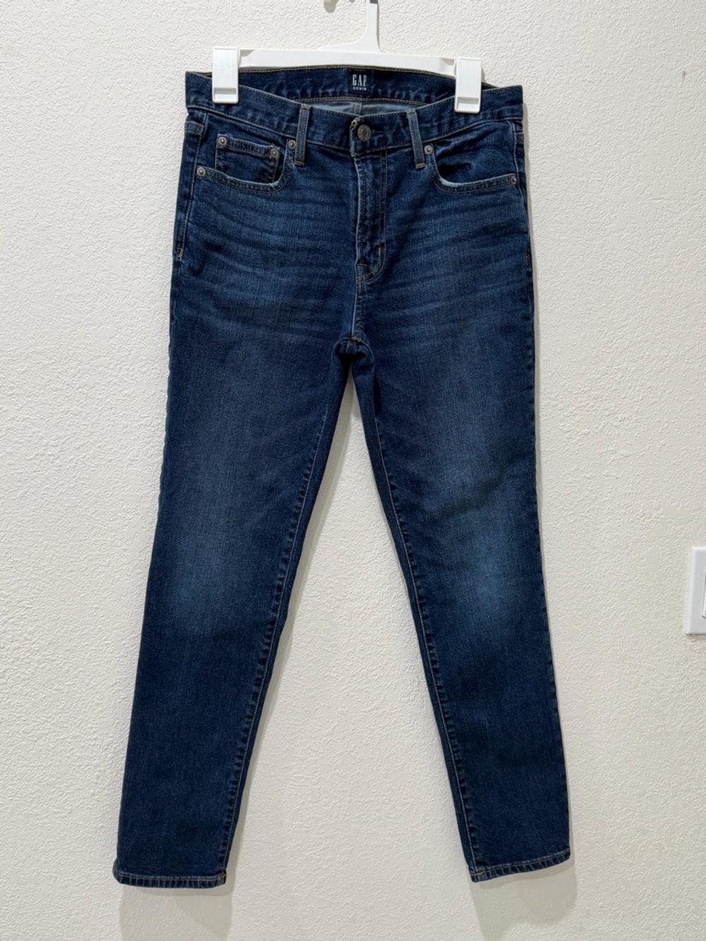 GAP Skinny Jeans in Dark Indigo Wash